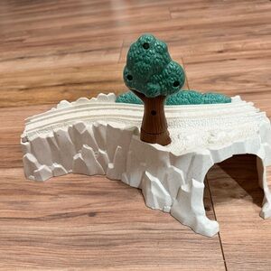 homas Trackmaster Snow Storm Adventure 1 piece with falling tree